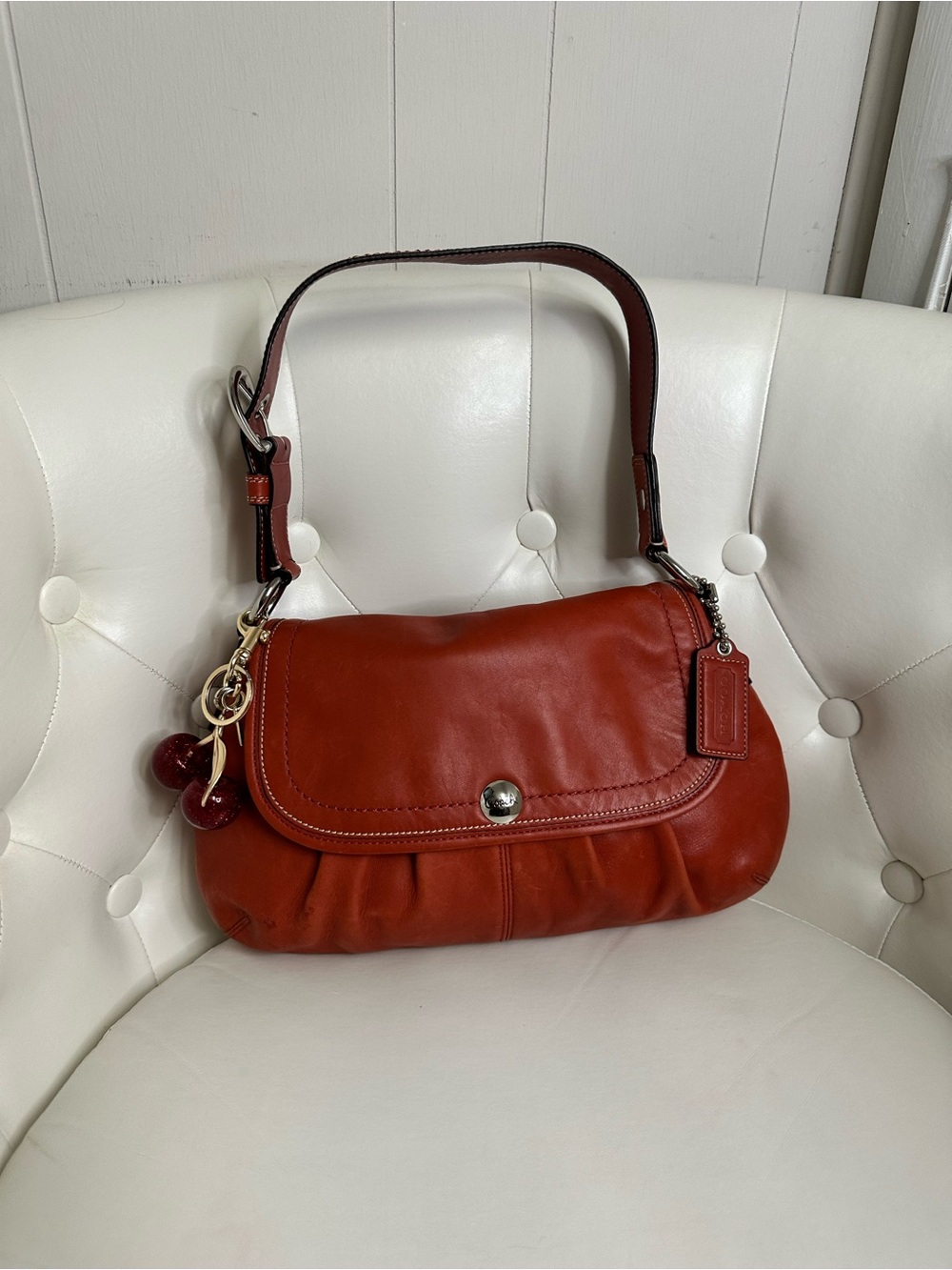Red/orange coach SoHo - Picture 1 of 6